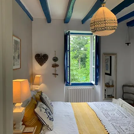 Vingt Vieux Bourg Bed & Breakfast Rochefort-en-Terre Exterior photo