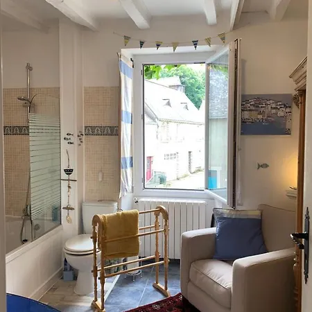 Vingt Vieux Bourg Bed & Breakfast Rochefort-en-Terre Exterior photo